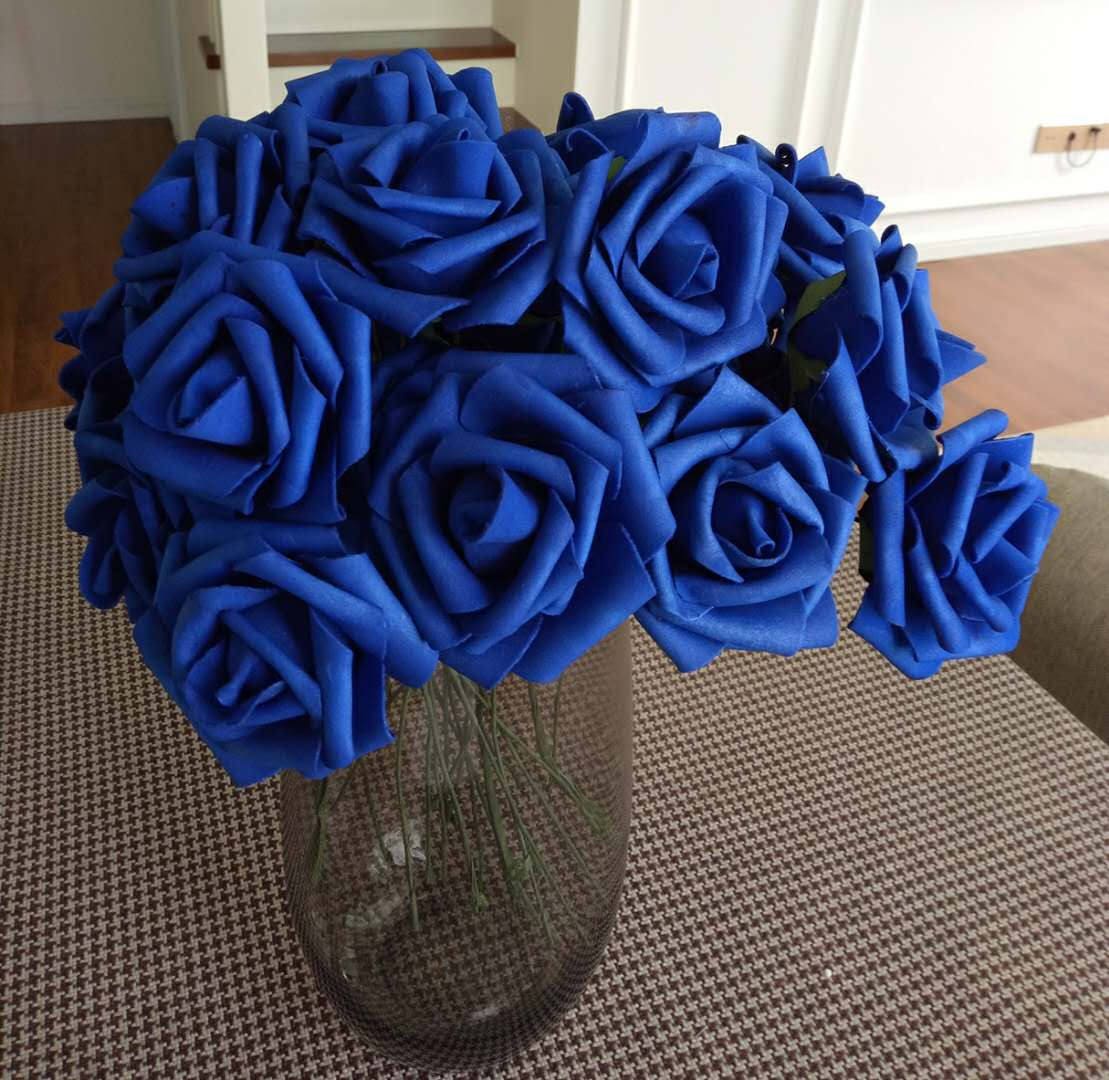 100 Stück königsblaue Hochzeitsblumen PE-Schaum-Rosen für Brautstrauß, Hochzeits-Mittelstück, Dekoration, floral, Durchmesser 7–8 cm