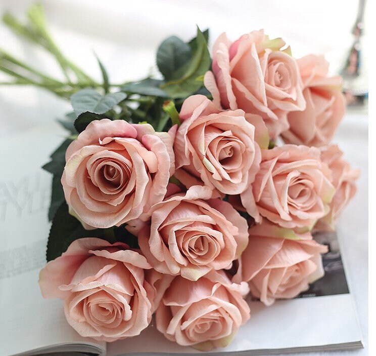 Blush Pink Simulation Flowers Velvet Roses 10 Stems Realistic Diameter 8cm Wedding Flowers For Table Centerpieces Ceremony Reception