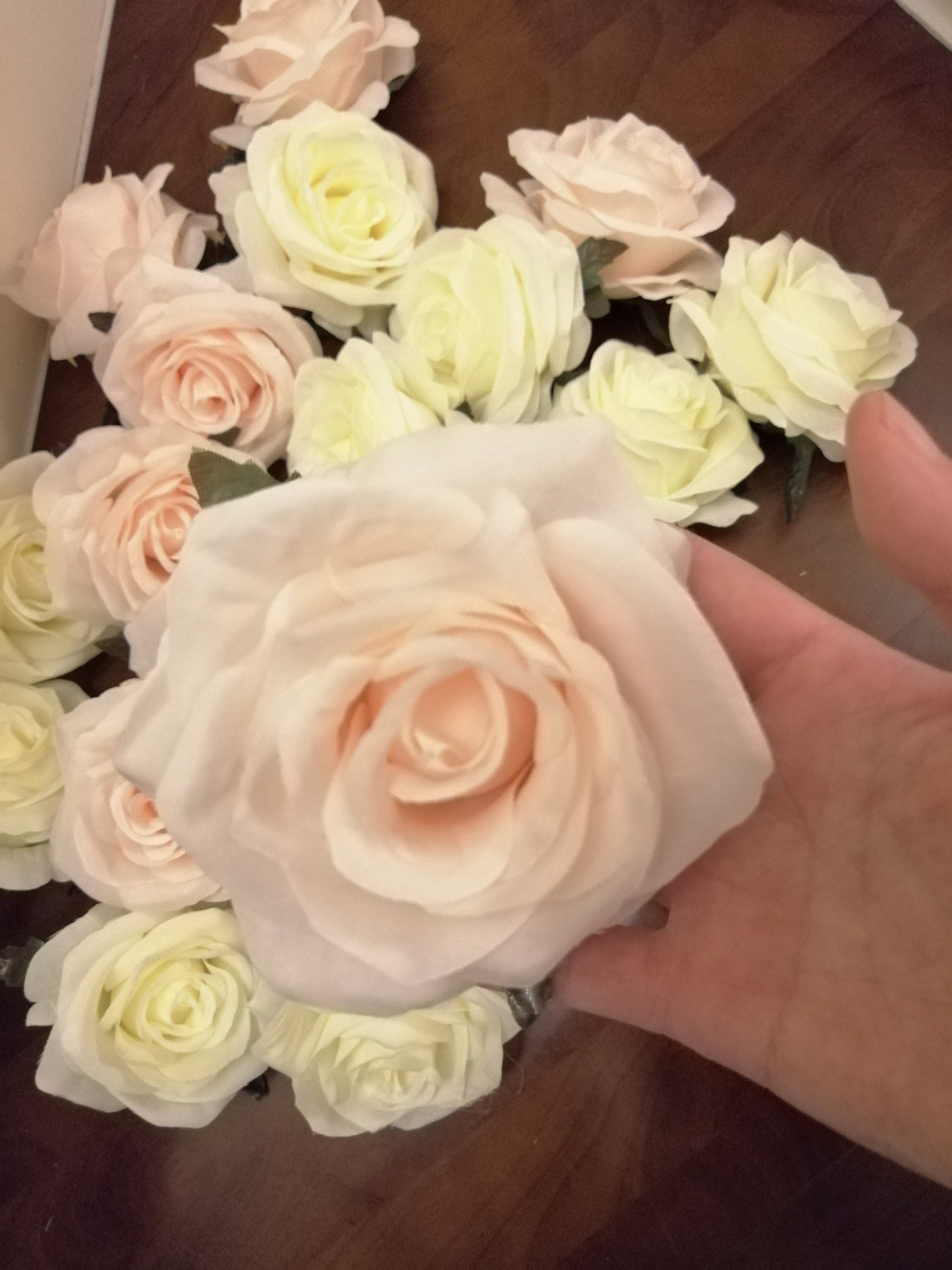 High Quality 30 Heads Wedding Flowers Diam.10cm Simulation Silk Rose Flower Head DIY Wedding Decoration Flowers
