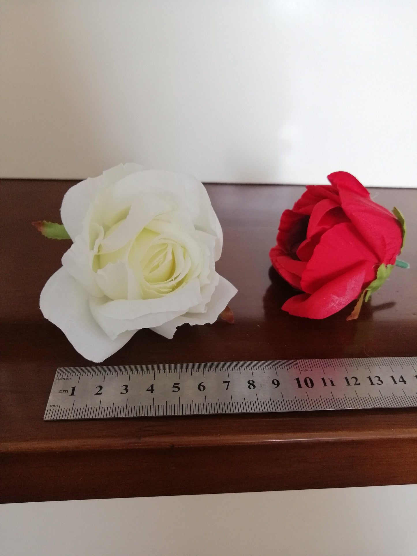 Wholesale Plum Wedding Rose 50 Heads Artificial Simulation Silk Rose Camellia Wedding Party DIY Background Decoration Flower Head