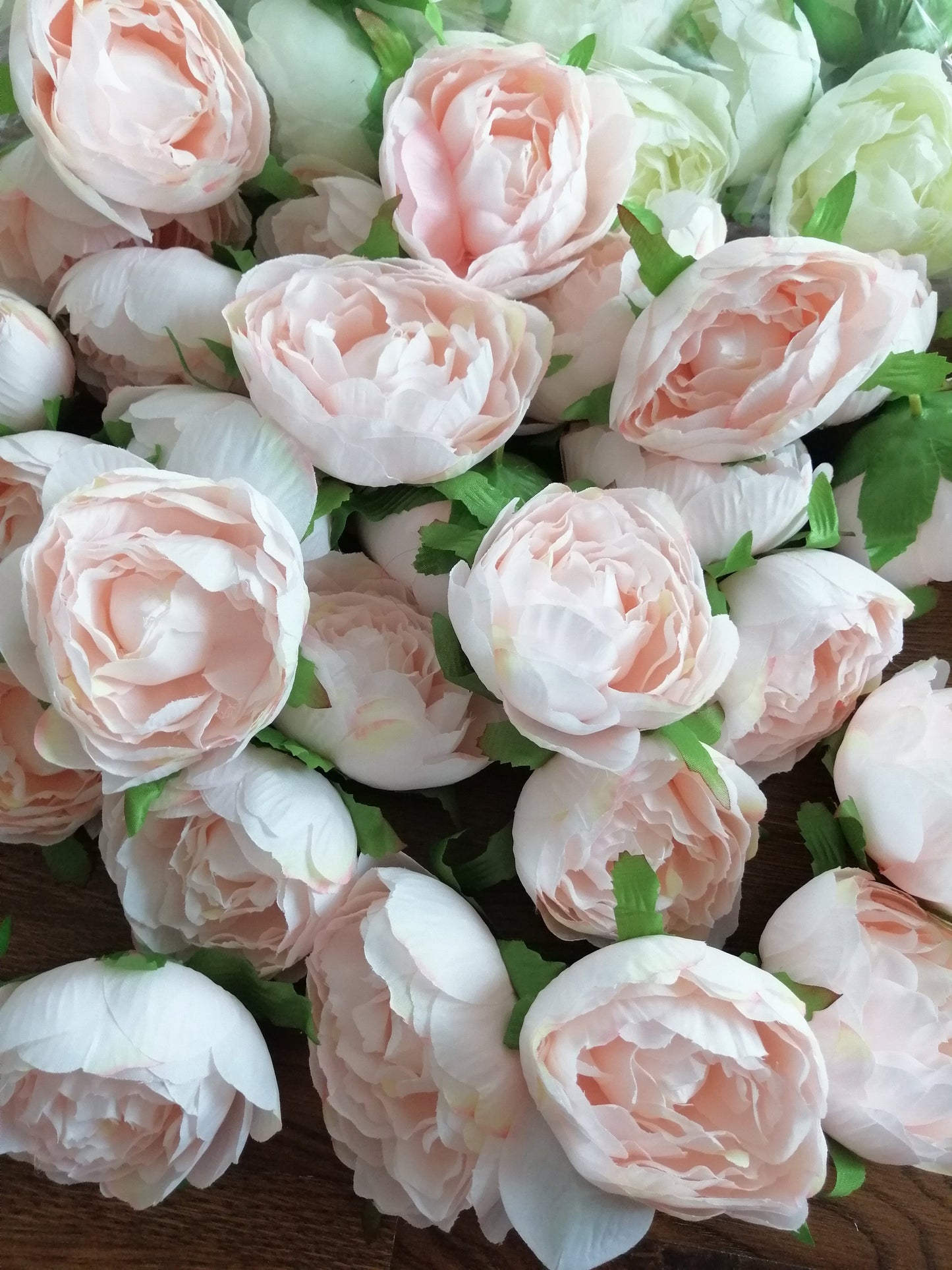 Wholesale Wedding Flower 60 Heads Artificial Simulation Peony Camellia Bud Wedding Decoration Flower Head DIY Background