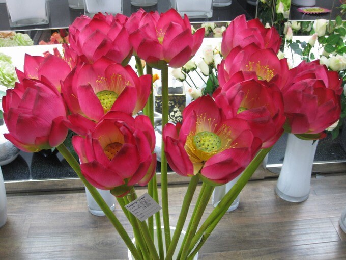 3 Stems Artificial Simulation Silk Lotus Water Lily Lotus Diameter 12cm/4.72" Home Garden Decoration Flowers