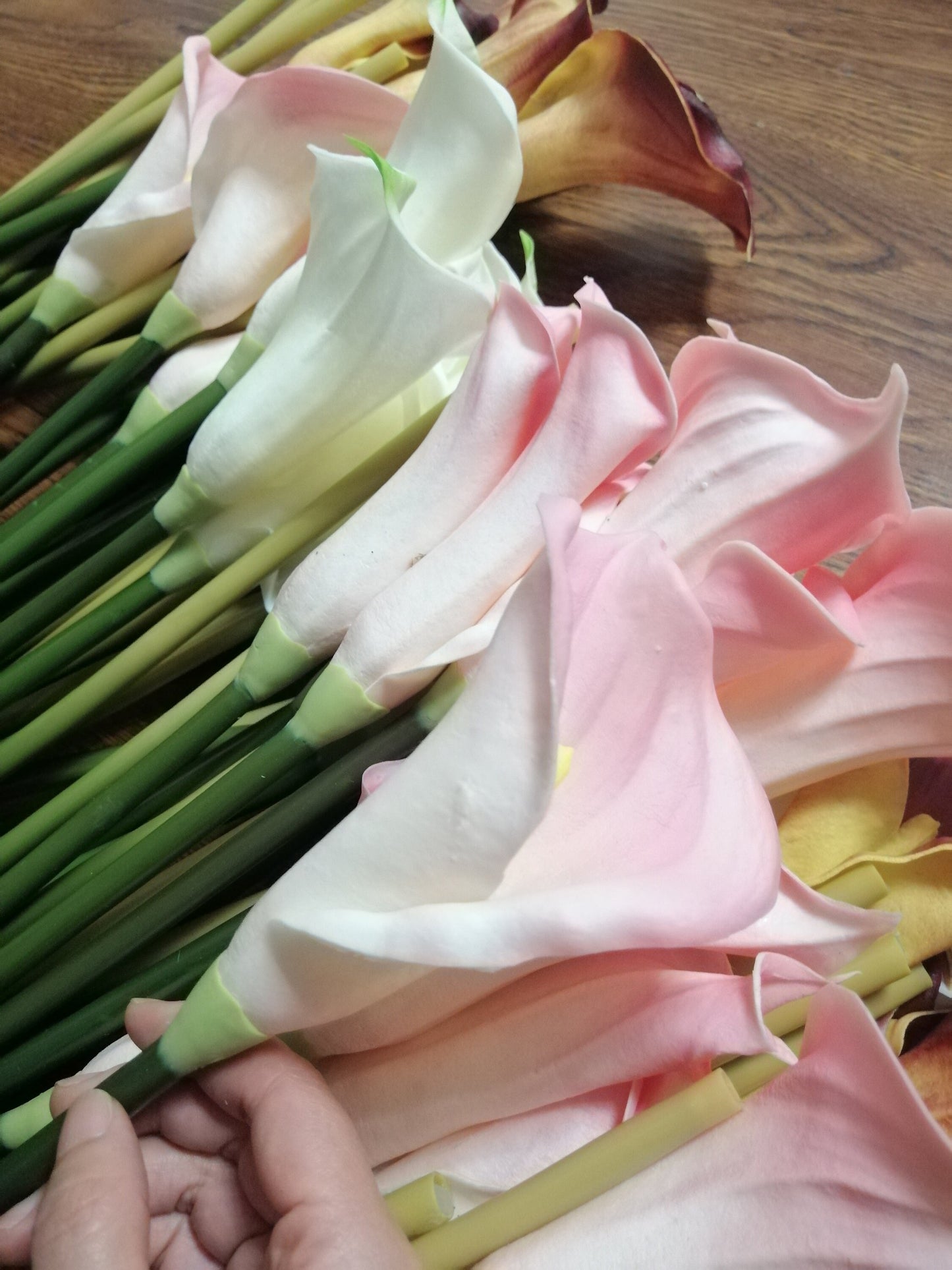 10 Stems High Quality Real Touch Calla Lily Artificial Simulation Lily Wedding Flowers For Table Centerpieces Ceremony Reception