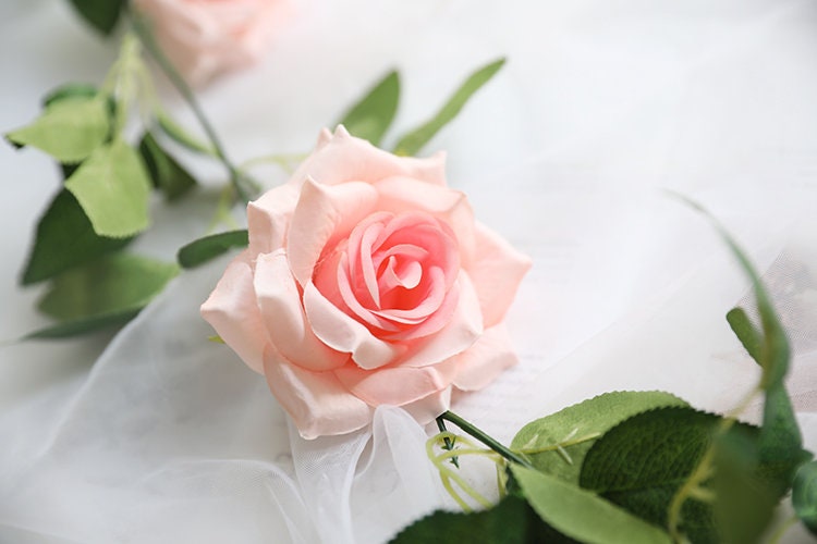 2 Strands Artificial Rose Vine 200cm/78.74" Simulation Cane Rose Garland Outdoor Decor Wedding Road Floral Plant For Photography Decor