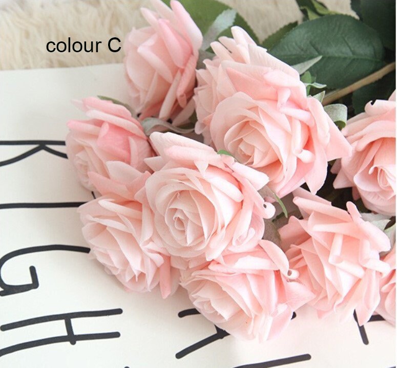 10 Stiele erröten rosa Austen's Real Touch feuchtigkeitsspendende Rose Durchmesser 9 cm Hochzeitsblumen für Tischdekoration, Zeremonie, Empfang