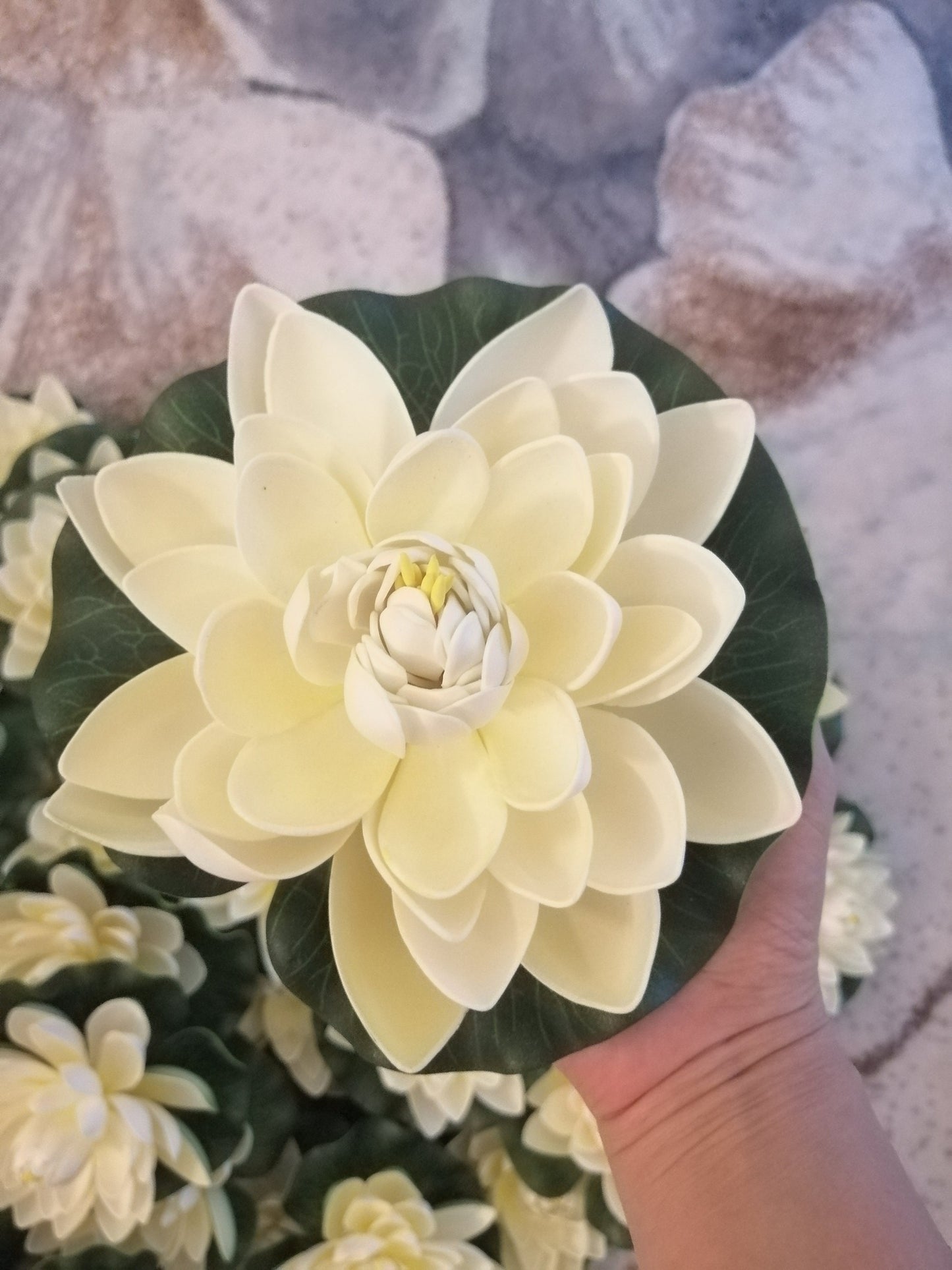 Artificial PE Foam Lotus Flowers 6 PCS Diam.17cm Simulation Water Lily Floating Pool Fish Tank Pond Plants Wedding Home Garden Decoration