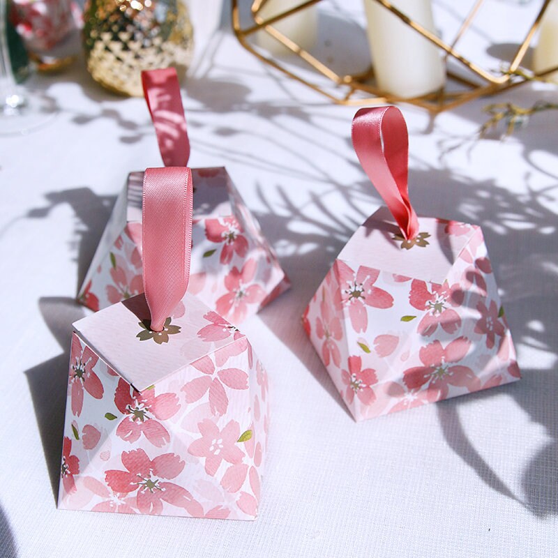 50pcs Pink Sakura Flower Boxes Wedding Party Bride Shower Baby Shower Candy Boxes Japanese Style Cherry Blossoms Favor box