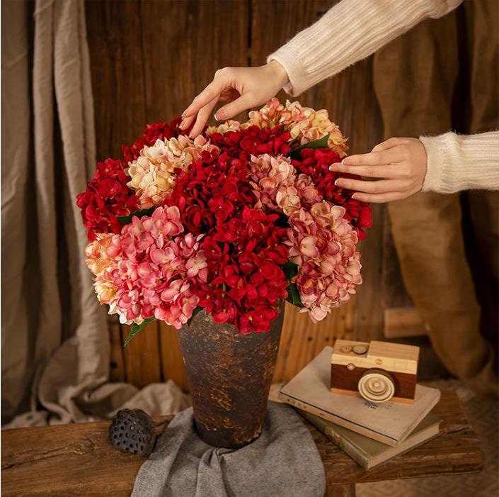 12 Stems Silk Hydrangea Flower 18'' Tall, Artificial Hydrangea for Home Decor, Floral Arrangement, Spring Decoration, Centerpieces