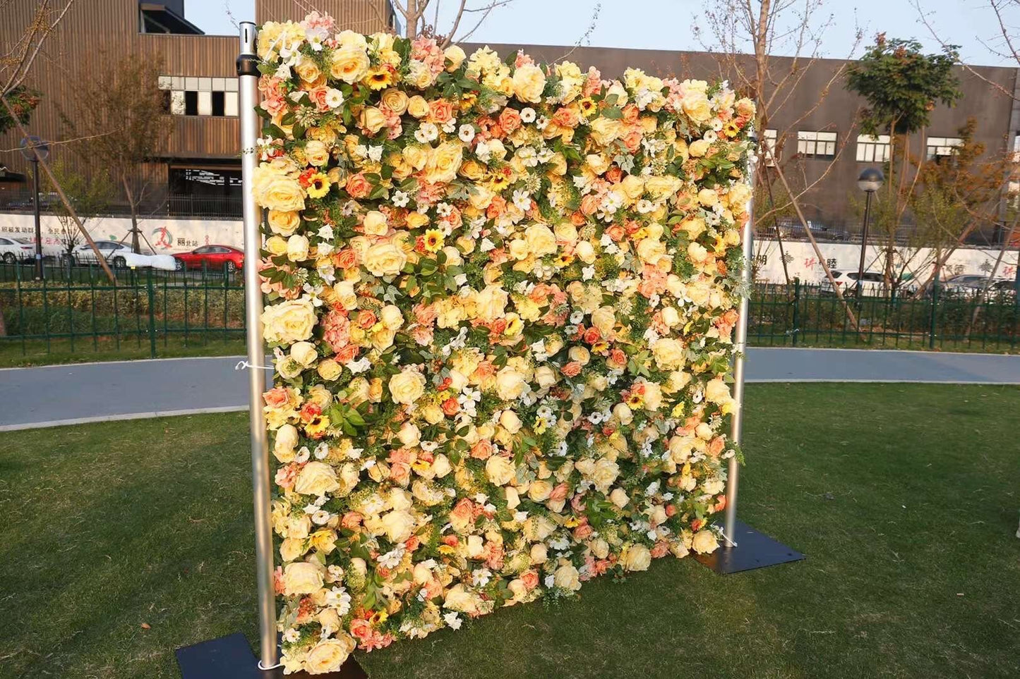 Neues Design Blumenwand für Hochzeitsarrangement, Event, Salon, Party, Fotografie, Hintergrundstoff, aufrollbarer Vorhangstoff, Tuch