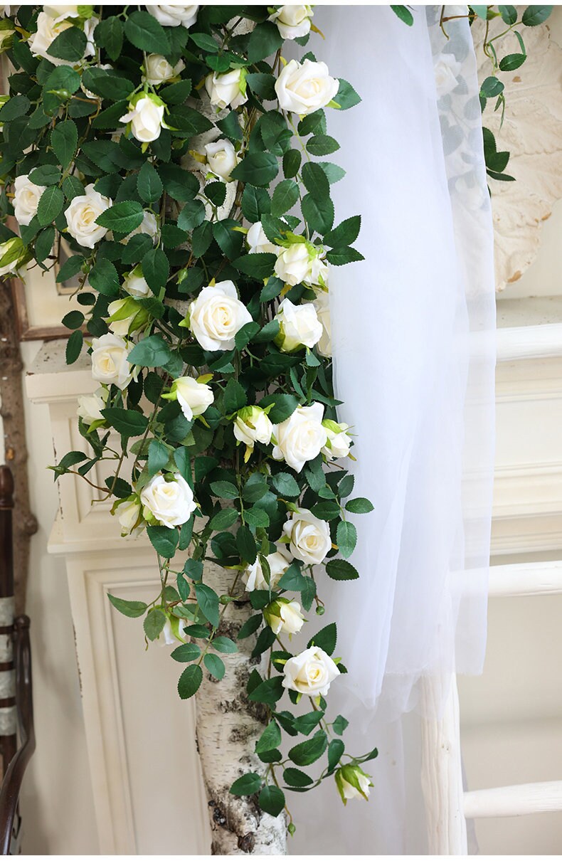 Neue Ankunft 1,75 m/69" künstliche Simulation Rose Rattan für Hausgarten Dekor Blumen im Freien Hochzeit besondere Veranstaltung Arrangement Bogen Dekor