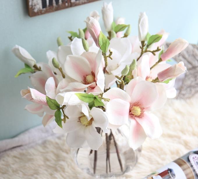 New Arrival 5 Stems Artificial Magnolia Grandiflora Orchid Wedding Home Decoration Floral Table Centerpieces Ceremony Reception