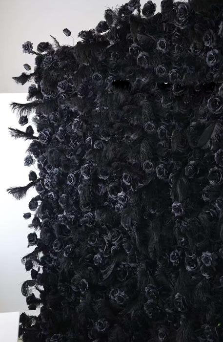 New Design Black Flower Whether Wall For Wedding Arrangement Event Salon Party Photography Backdrop Fabric Rolling Up Curtain Fabric Cloth