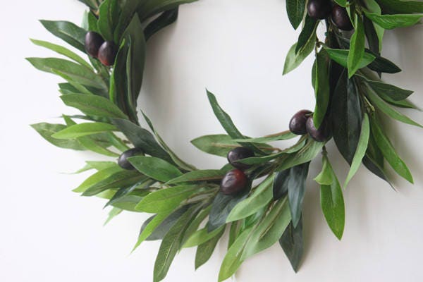 Christmas Wreaths,Year Round Wreath,Front Door Wreath,Peace Olive Wreath,Door Hangers,Holiday Wreaths