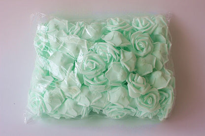 100 Köpfe gefälschte Rose PE-Schaum Blumen für Hochzeit Party Dekor Arrangement DIY Kissing Flower Balls Diam.6cm