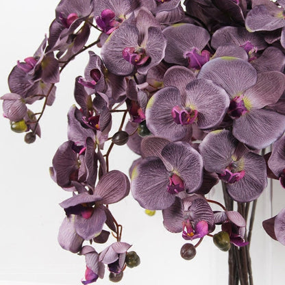 Dunkelviolette Orchideenblüten, Kunstblumen, Phanelopsis, exotisch, tropisch, Tafelaufsatz für besondere Anlässe, Blumenarrangement, Länge 94 cm