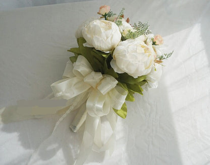 Romantic Wedding Cascading Bouquet Bouquet, Draping Bridal Rose Bouquet, White Ivory Rose Cascade Bouquet, For Wedding bridesmaid Bouquet